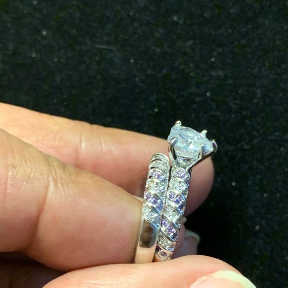Engagement Rings - Picture 2 of 7